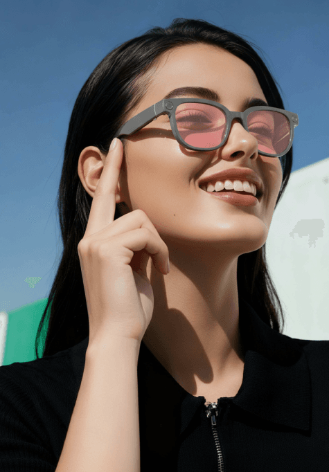 Person wearing Clawglasses